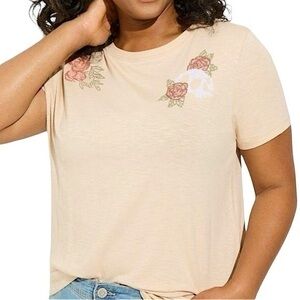 TORRID Skull‎ Vintage Crew Neck Tee w/Skull Cross-Stitch Embroidery Grap…